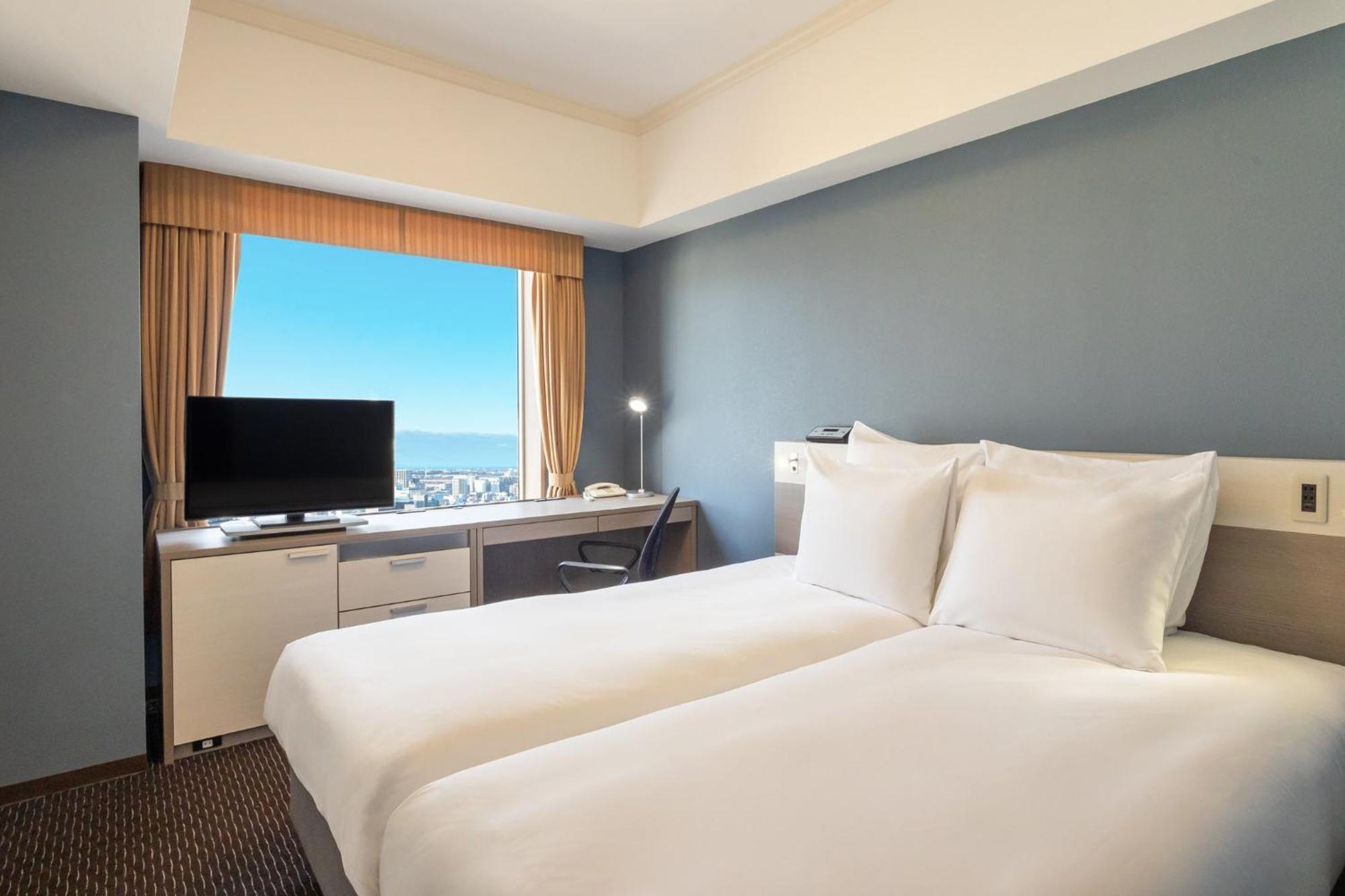 Ana Crowne Plaza Toyama By Ihg Hotel Exterior photo