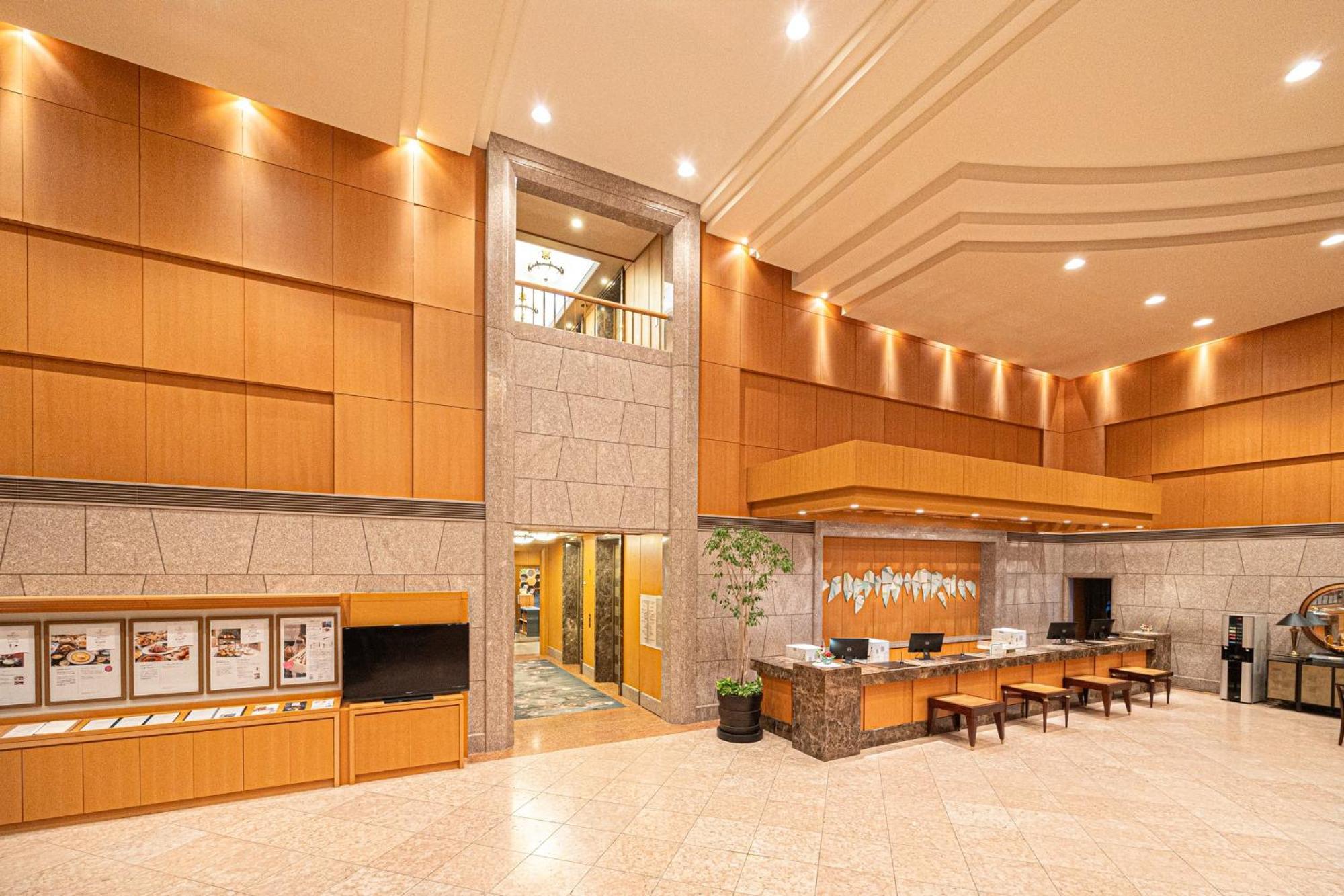Ana Crowne Plaza Toyama By Ihg Hotel Exterior photo